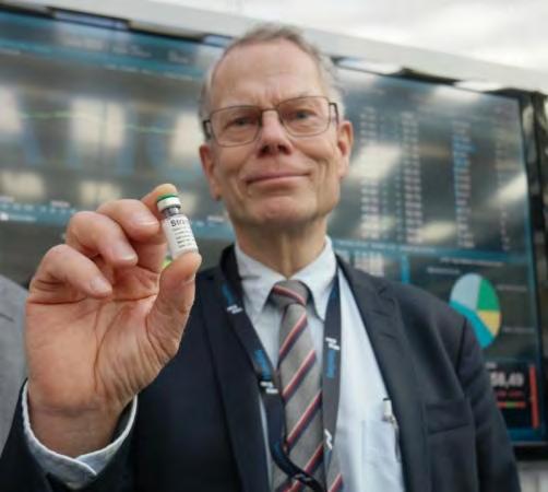 FÖRVALTNINGSBERÄTTELSE Årsredovisningen är upprättad i svenska kronor, SEK. VD har ordet 2017 har varit ett viktigt år för Intervacc och för den nya generationens vacciner inom djurhälsa.