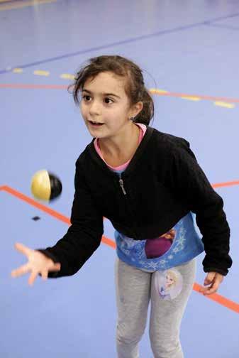 PEDAGOGISK VERKSAMHET PEDAGOGIK OCH TRÄNING Under 2017 har Cirkus Cirkörs pedagogiska verksamhet, vars avdelning går under namnet Pedagogik och Träning, mött och tränat cirkus med cirka 35 000 barn