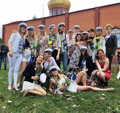 PEDAGOGISK VERKSAMHET CIRKUSGYMNASIET Nycirkusprogrammet har även i år visat att det är en spetsutbildning för den som vill ägna gymnasietiden åt att utvecklas som nycirkusartist och kombinera en bra