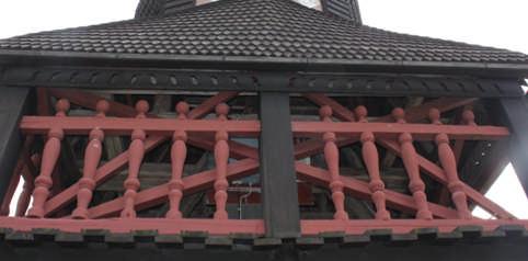 Balusterdockor När man tittar på balusterdockorna så ser man att de ser lite olika ut, antagligen har några stycken blivit utbytta genom historien.