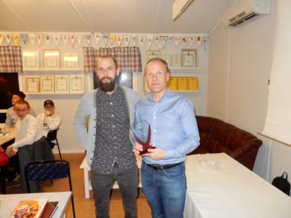 TOMAS AVTACKAD VID VÄLBESÖKT AVSLUTNING HGIF avslutade i går kväll säsongen 2017 på Höredavallen där många prisbelönades. Samtidigt avtackades Tomas Andersson efter fem år som tränare.