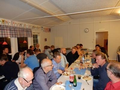 Fullsatt på Höredavallen under