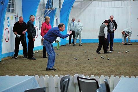 verksamheten ytterligare. Mataki Boule Kullabygden Mataki Boule spelar boule året om.