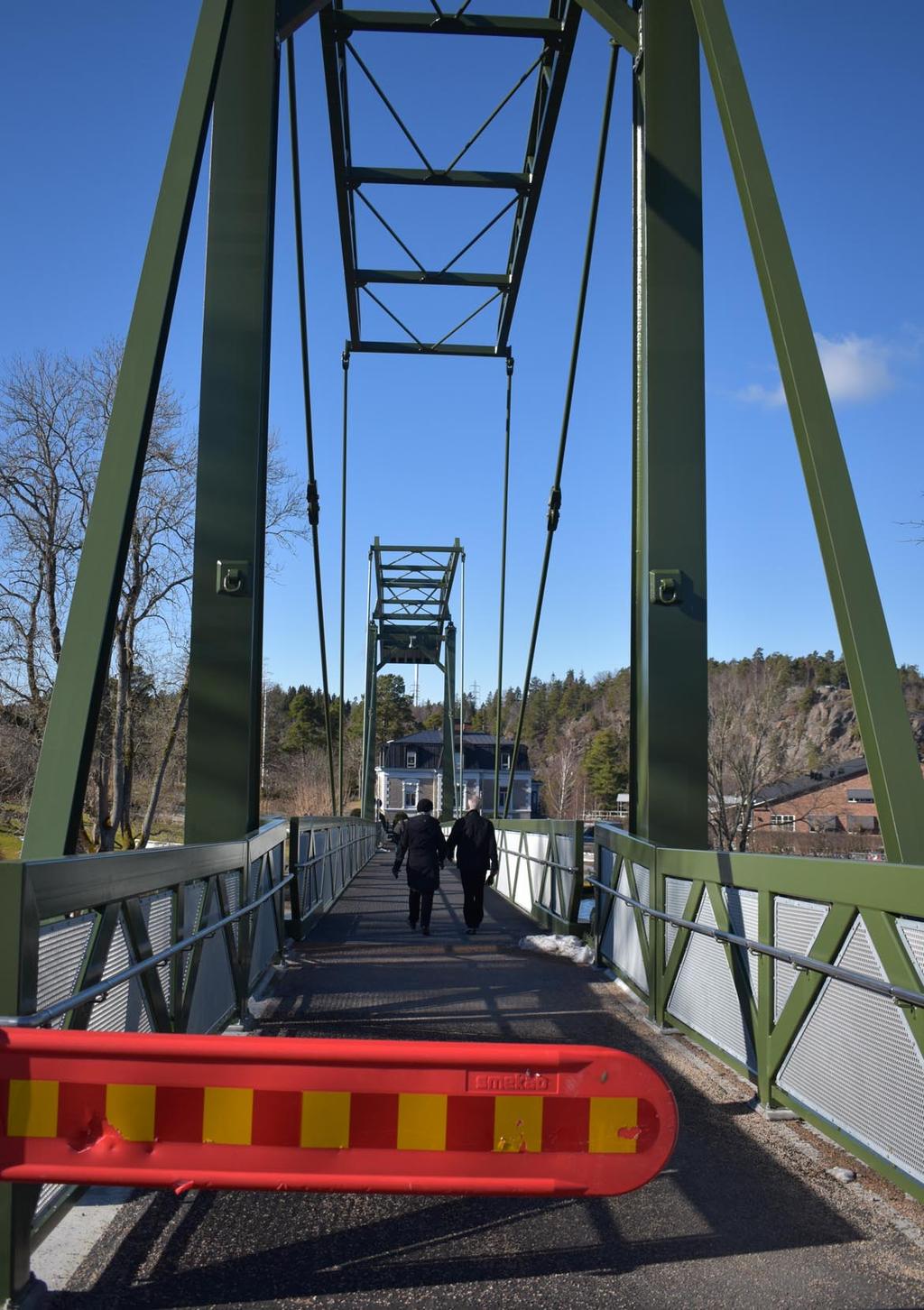 Olidebron som förbinder