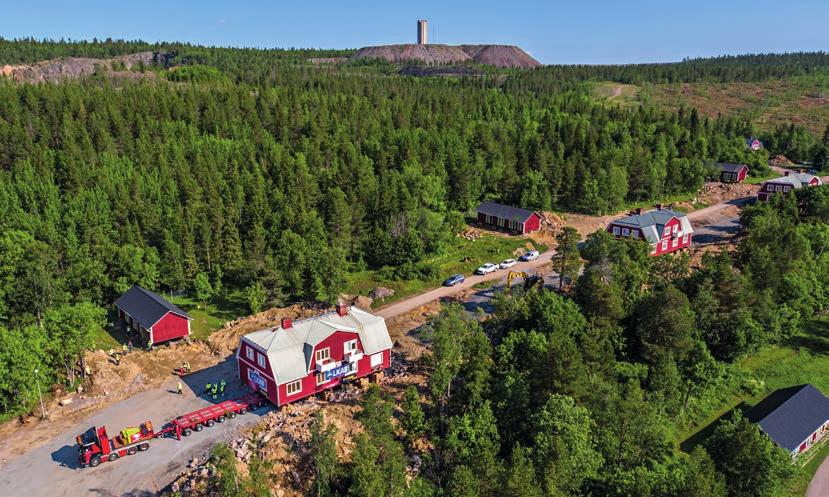 Arbetarbostaden B5 och bläckhornshuset B53 flyttades tidigare till området.