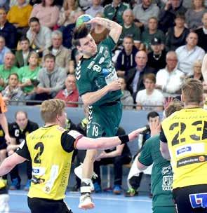 Handbollsskola för alla) Cirka 300 ungdomar städar Helsingborg en vårdag i projektet Ren