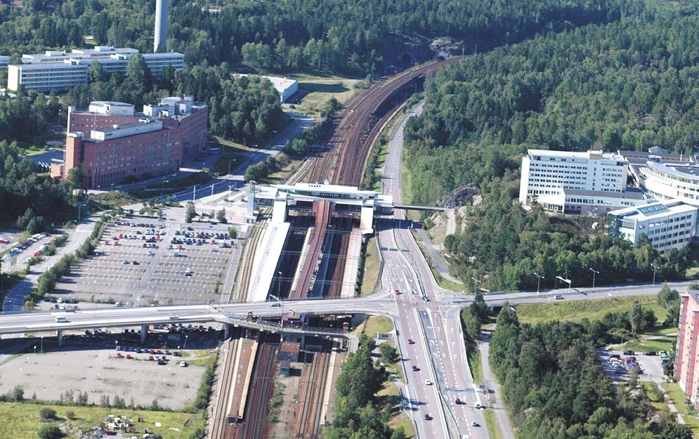 Vägutredning Vägutredningen ger underlag för val av vägkorridor. Under arbetets gång utreds flera alternativa vägsträckningar som jämförs med varandra och ett nollalternativ.