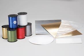 Papper 0 0 Bild Tillbehör konditori 0000 Bricka rektangulär 0x0 mm Vit Kartong 00 000 Tårtbricka x mm Guld/ Silverfolie Kartong 00 000 Bricka rund Ø 0 mm Vit Kartong 00 000 Bricka rund Ø 0 mm Vit