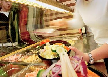 Sushi & Asiatiskt Innehållet i vårt Asien-koncept är inte bara rikligt det är äkta också!