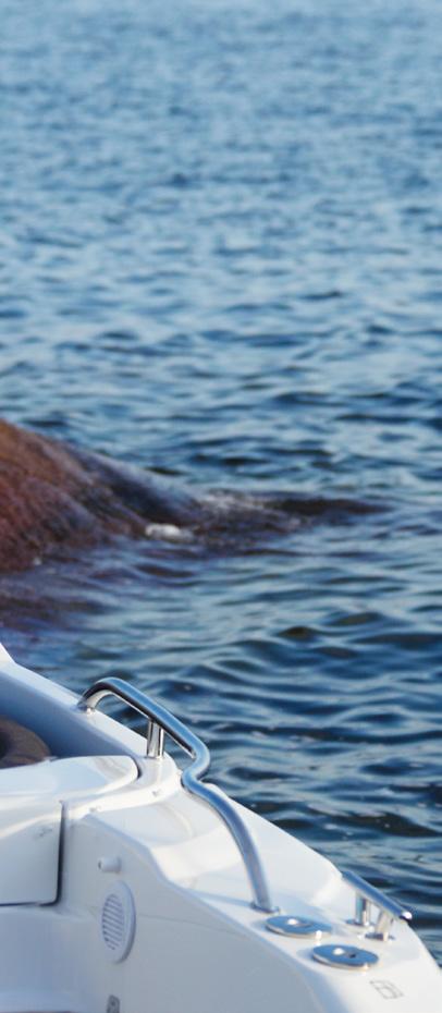 YAMARIN DAY CRUISER FINSMAKARENS VAL Yamarn Day Cruser-båtarna är båtar för dagsturer med hytt fören av toppklass, med en omsorgsfull fnsh som syns både helheten och detaljerna.