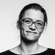 2016: 9 330 961 Fiskarsaktier 1 Styrelseordförande: Oy Holdix Ab 2010 Styrelsemedlem: Louise och Göran Ehrnrooth Stiftelse 2013, Tremoko Oy Ab 2008, Bergsrådinnan Sophie von Julins stiftelse 2004,