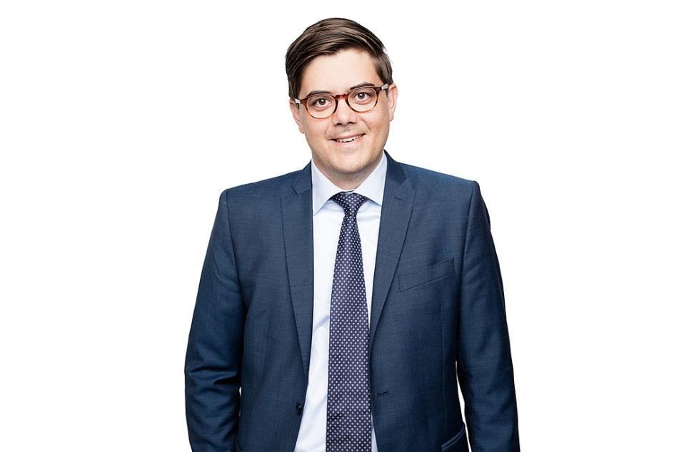 Förvaltaren Från 2011 fram till sin anställning hos Cliens Kapitalförvaltning i augusti 2016 var Carl portföljförvaltare inom SEBs svenska och nordiska aktieförvaltning med analysansvar för IT, bygg