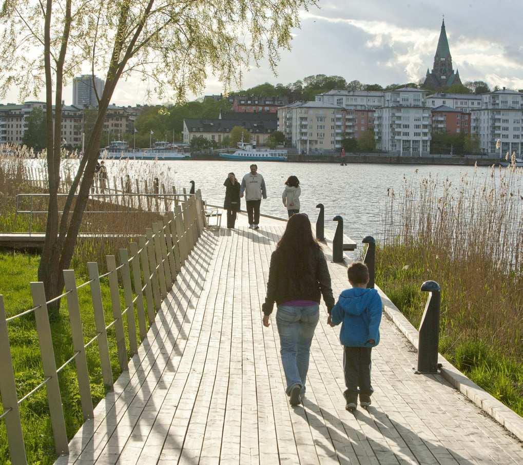 En v l fungerande gr nstruktur r avg - rande för Stockholms växt- och djurliv samt för stadens klimatanpassning och andra viktiga ekosystemtj nster.