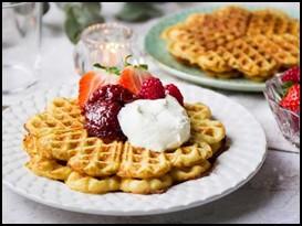 Tannåkers sommarkyrka 2-27/7 Tannåkers sommarkyrka är öppen för besök 2-27/7. I församlingshemmet serveras våfflor och kaffe med hembakat måndag, tisdag, onsdag, fredag kl 13-18. Torsdagar 16-21.30.