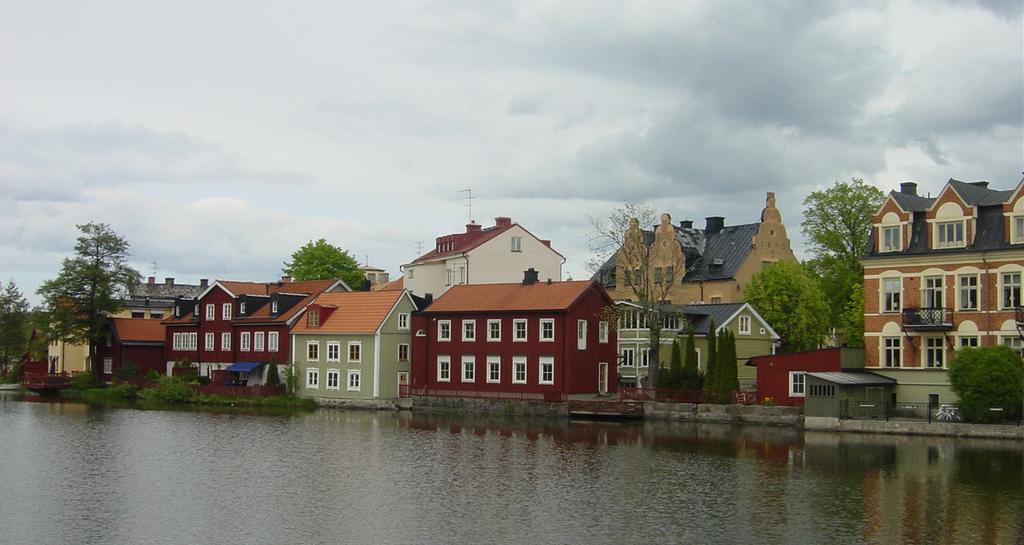 NATIONELL MÖTESMARKNAD 4. Hur konkurrenskraftig är Eskilstuna på mötesmarknaden ur ett nationellt perspektiv?