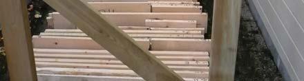 Proven placerades i slumpvis ordning men varje 30 cm långt avkap som efterbehandlats i tork placerades i samma position som dess icke-efterbehandlade långa prov, se figur 2.8.