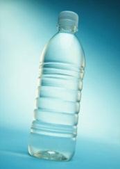Du kan lämna burkar och plastflaskor, med eller utan pant, hela eller knöliga, svenska eller utländska. Insamlingssäckar finns vid Loppisen. PantaMera betalar föreningen en fast summa per fylld säck.