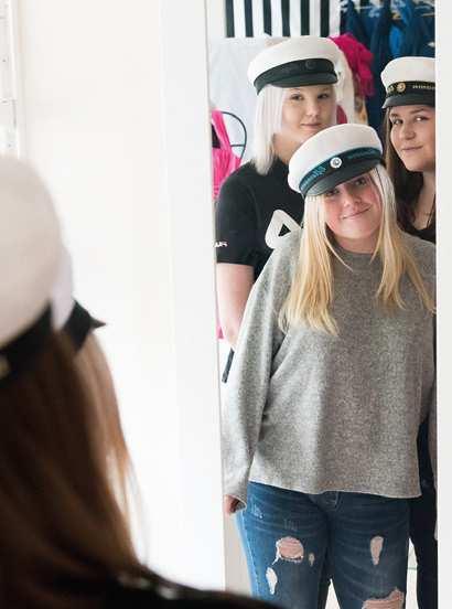 Inriktning Handel och service I den växande köpstaden Västervik inns det goda förutsättningar både till praktik och framtida arbete.