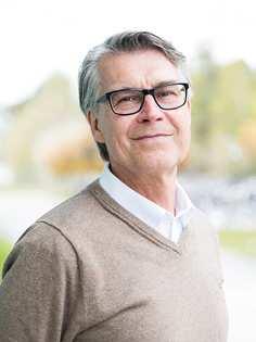 Struktur Handels- och administrationsprogrammet Gymnasiegemensamma ämnen 600 p Engelska 5 100 Historia 1a1 50 Idrott och Hälsa 1 100 Matematik 1a 100 Naturkunskap 1a1 50 Religionskunskap 1 50