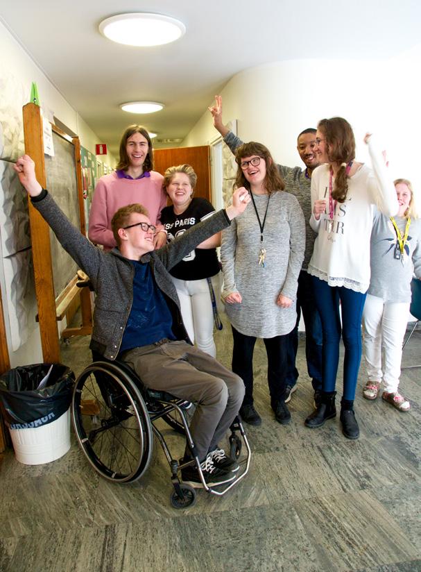 dans på schemat Elever på Kung Saga: Frej längst fram, Kalle, Ebba,