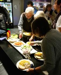 Harpa, fiol och flöjt Göteborgs Symfoniker bjöd på ett smakprov ur sin konsertform Relaxed Performance, vi fick höra harpa, fiol och flöjt.