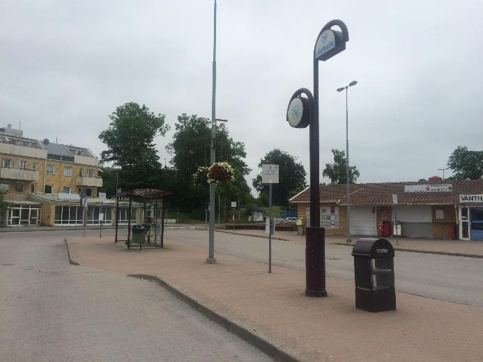 5.4 Kollektivtrafik och hållplatser Lilla Edets busstation är en viktig knutpunkt för hela kommunen.