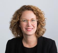 om energieffektivisering. De började presentationen med att lyfta ett alternativt ordval till Renoveringsrevolution som vi valt att kalla denna workshopserie.