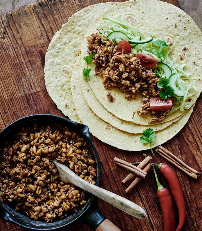fredag Tortillas med kyckling och kamutvete Tortillas serveras ut över hela Sydamerika och ofta i olika tappningar.