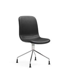 Oklädd, klädd sits eller helklädd. Fast 4-vingat stativ i krom eller silvergrå pulverlack med tass alt. hjul.