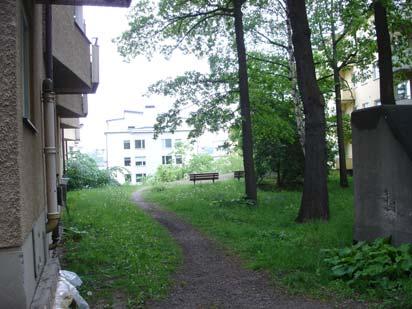 STRÅLPARKEN Området mellan kvarteren Dammsugaren och Luxlampan är allmän mark och har möjligheter att kunna utvecklas till en attraktiv liten park med sittplatser.