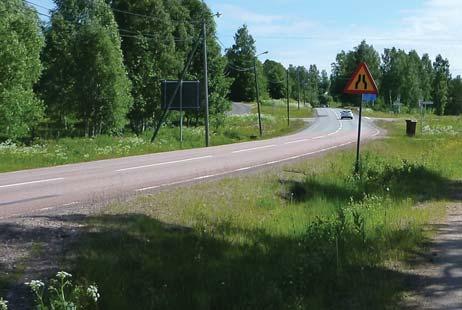 4.4 Delsträcka 4 Där befintliga väg 1044 går ihop med väg 66 sker inga större förändringar av vägen förutom en planskild passage för fotgängare och cyklister under vägen, ett antal kurvrätningar och
