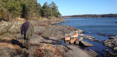 Kållandsö Roparudden Leden går i kuperad bergsterräng. Här finns grillplats, sittbänkar och ett vindskydd att övernatta i.