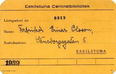 Fröslunda blev i sin tur under 1940-talet det nya allmännyttiga bostadsbolaget Stiftelsen Hyresbostäders första projekt. Det följdes av många flera. Nya stadsdelar uppstod när staden bredde ut sig.