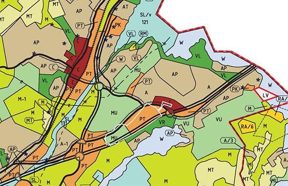 utveckling av markanvändning, med markeringen TP placeringen av service, med rosa streckad linje förbindelse för regional gång- och cykeltrafik och med grön streckad linje en viktig ekologisk