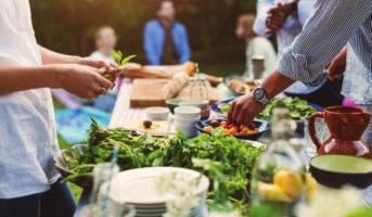 Kostnader för råvaror tillkommer. MATLAGNING Ort Ledare Ggr Tid Start Avgift Vegetarisk matlagning Lund Linnéa Lindgren 3 Må 18:30-21:30 18/9 900:- Indisk matlagning med Pooja!
