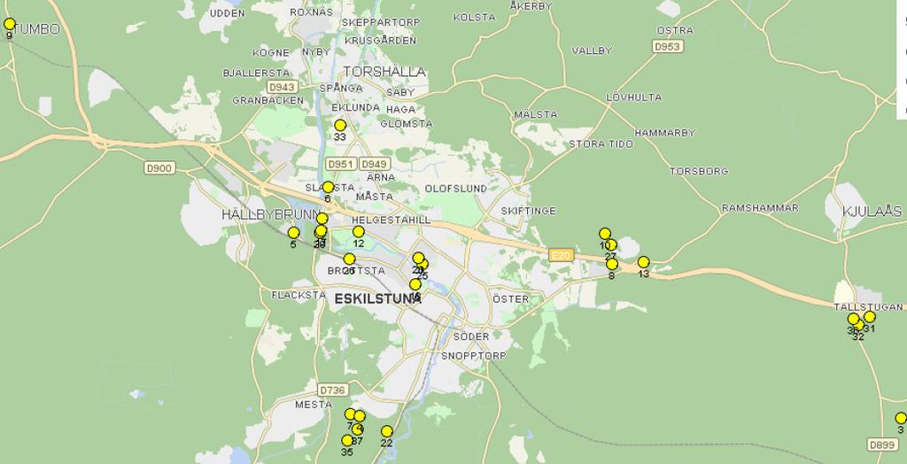Resterande mark, ca 4 ha utgörs av skogsmark. Fastigheten berörs av detaljplan med ändamålet industri. På fastigheten finns två ungefär lika stora asfalterade planer.
