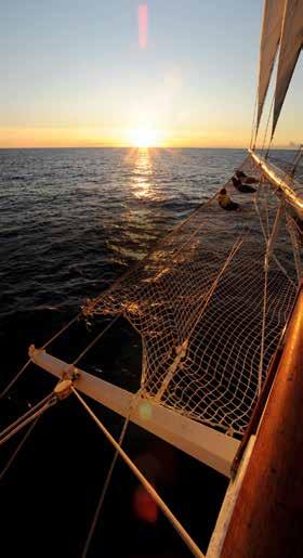 Våra temaresor med Star Clippers blir snabbt fullbokade. Vid minst 16 personer medföljer svensk talande färdledning.