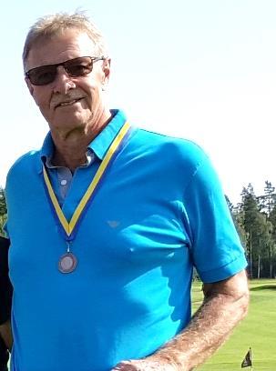 vänster Gunnel Lockström Lillemor Nelsson Ingegerd Holmberg A-klassen herrar: 1:a Jan- Olof