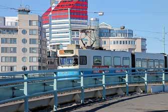 Resor HÅLLBART RESANDE ÖKAR Det långsiktiga målet för Göteborg är att det hållbara resandet ska öka, och sedan 2011 har vi sett en viss förändring åt det hållet, speciellt i samband med