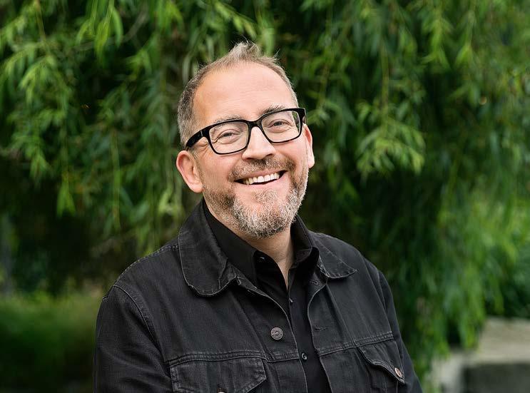 LJUSKULTUR SVENSKA LJUSPRISET 045 Att djupdyka i vårdboendevärlden har varit en spännande resa Hallå där Jonas Lindahl, ansvarig ljusdesigner i Humana-projektet! Vad är din ljusfilosofi?