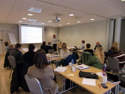 Workshop i Halden, Norge 7 mars, 2013 Harmonisering statusklassning kustvatten inom vattenförvaltning I arbetet med Modellering /avløp inkluderas fokusområdena pilotprojekt enskilda avlopp och lokal