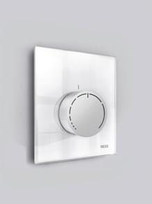 glas 1 Design med glas Ett väl genomtänkt badrum och harmonisk layout uttrycks i varje detalj.