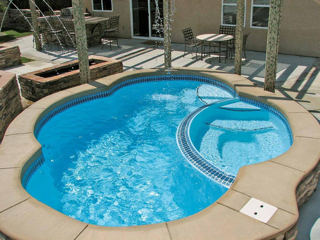 I EN DRÖMPOOL INGÅR EXTRAUTRUSTNINGEN I PRISET att räkna ut priset för din pool är en konst. Den som vill göra en rättvis jämförelse måste vara ordentligt insatt i de olika villkoren.