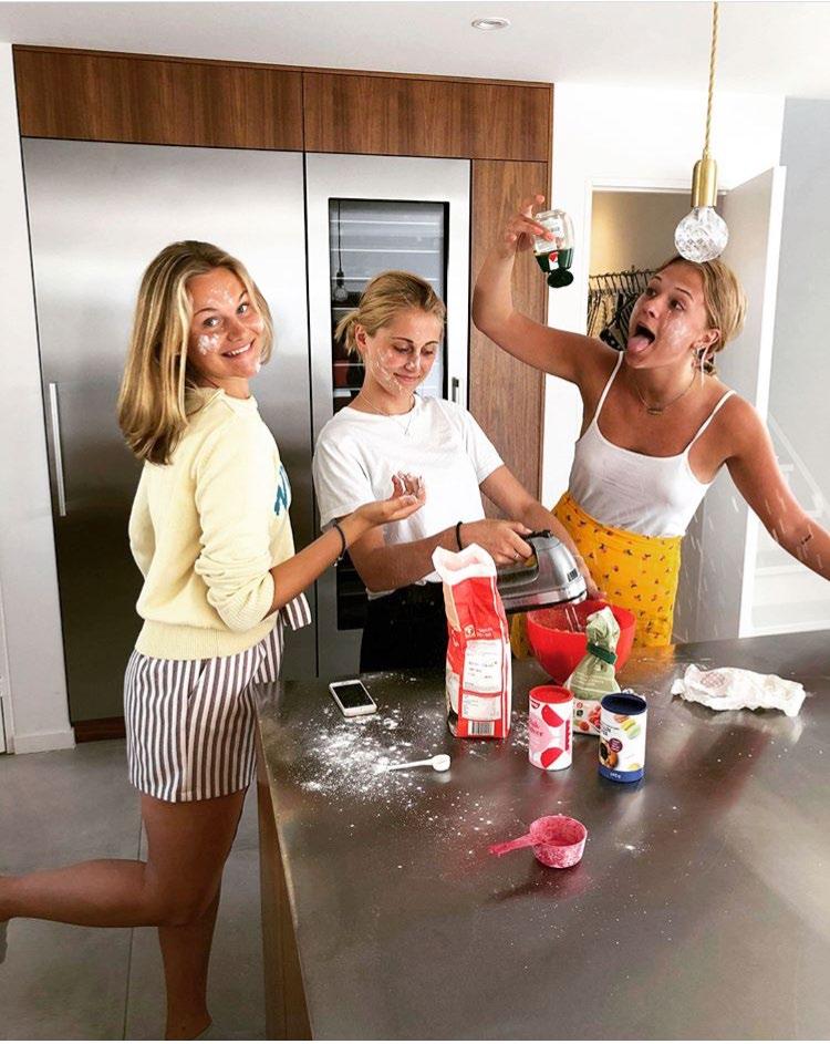 Tilde Olsson, Erica Gustafson och Johanna Sörbom från