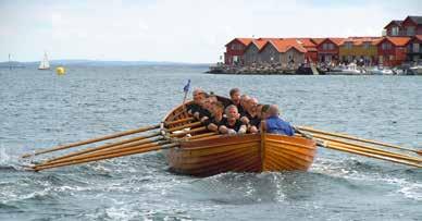 2018. SEKELSKIFTESDAGARNA Program för sekelskiftesdagarna på Marstrand 9:e årg. Lösnummer www.sekelskiftesdagarna.se ANSVARIG UTGIVARE FINNES N:o 5 IT-Grafiska, detta enastående tryckeri har sponsrat trycket av tidningen.