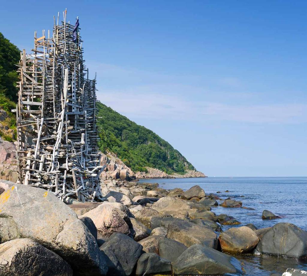 Kullaberg vilt, vackert och vidunderligt Kullaberg, längst upp i nordvästra Skåne, är en annorlunda del av Skåne.