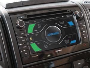 Nya HYMER Smart Control kopplar som ett integrerat On- Board-system samman den viktigaste kringutrustningen i en nya Hymermobil B-klass SL med