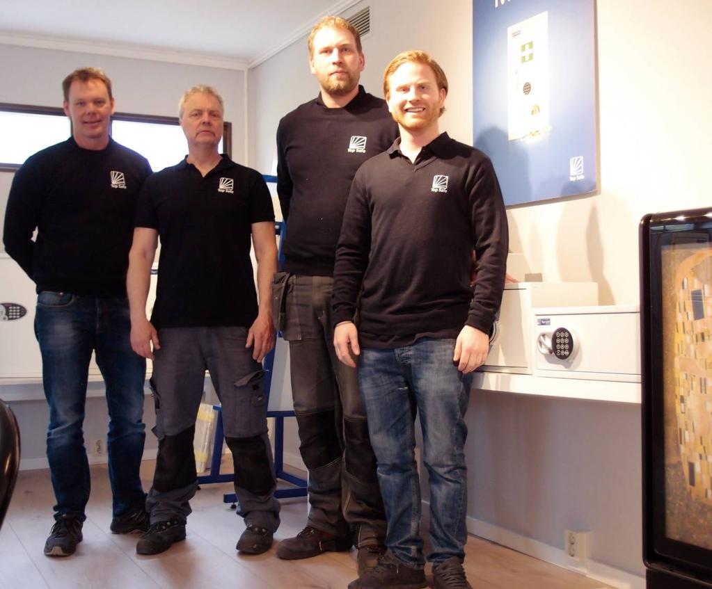 FÖRETAGET TOP SAFE "Kunskap, kvalitet och service GÄNGET I HÖÖR. Från vänster Anders Nilsson, Christer Gunnarsson, Per Persson, Jacob Hallgren.