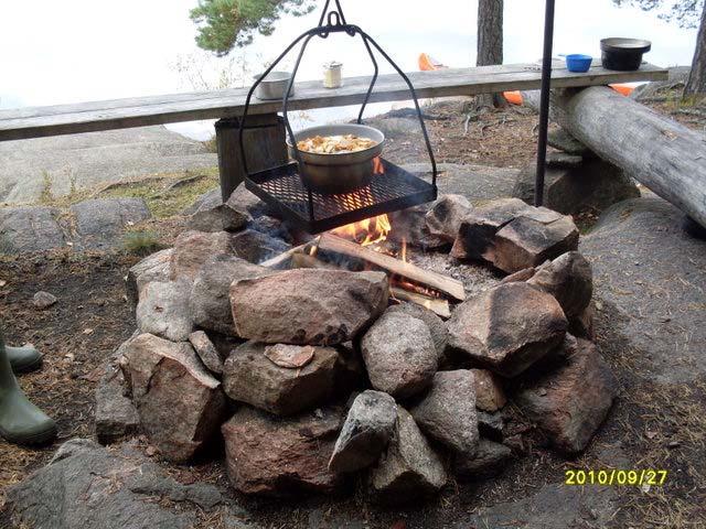 28-30 september 2018. Paddling och vandring i Glaskogen. Tid: 19:00 Plats: Dammarna vid Stora Gla. Pos: Lat N 59.28.52,51 Long E 12.32.4,51.