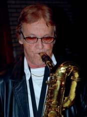 Jan har tilldelats både Lars Gullin-priset och en grammis. Bertil Jonas Jonasson är sedan 35 år tillbaka västeråsare och en välkänd jazzprofil.